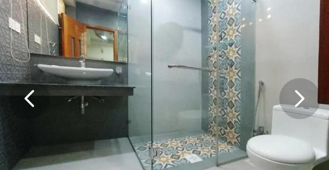 Furnished One-Bedroom Apartment For Rent Lahore Buitenkant foto
